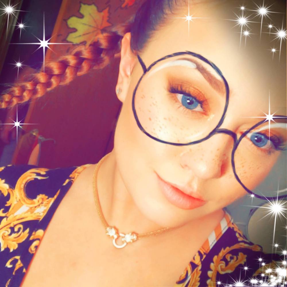 Meet your Posher, Bailey